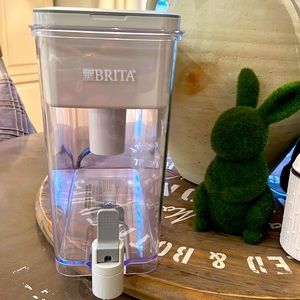 Brita UltraMax Water Dispenser